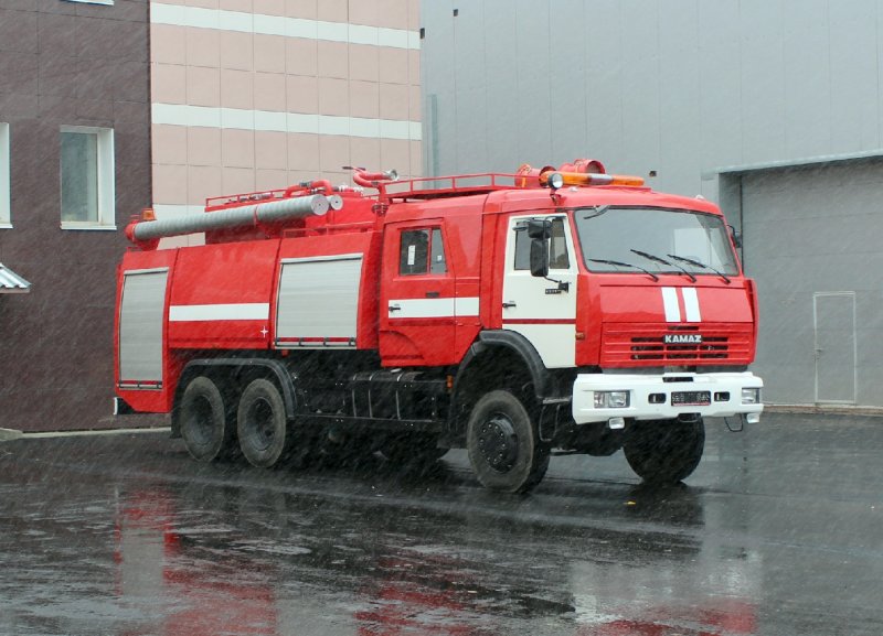 Пожарный КАМАЗ АЦ 65111