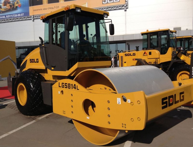 Грунтовый каток Bomag