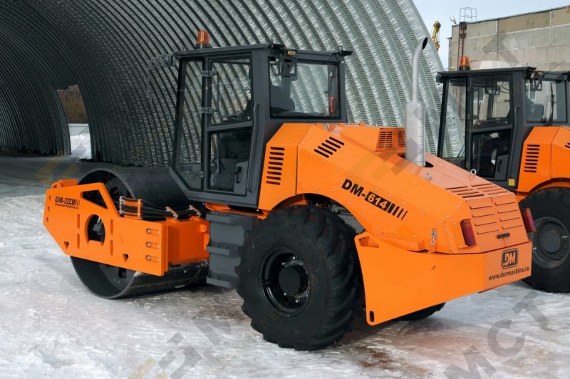 Каток грунтовый DM-614