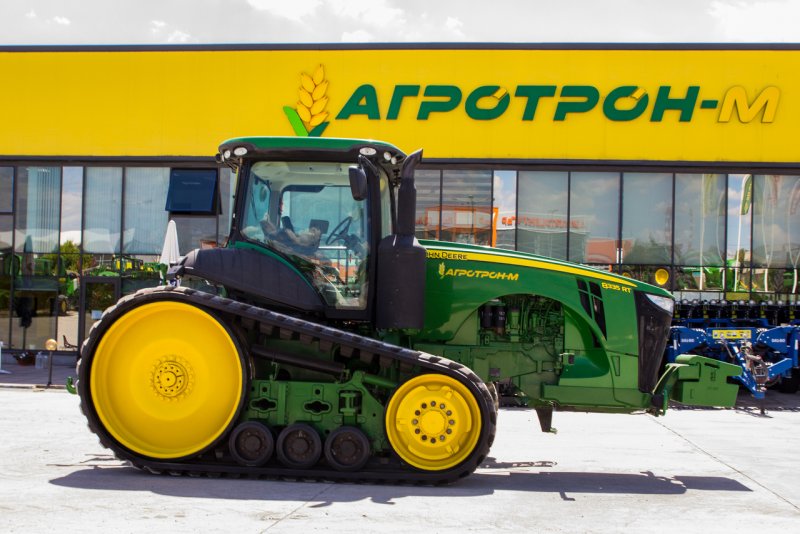 John Deere 8335 RT