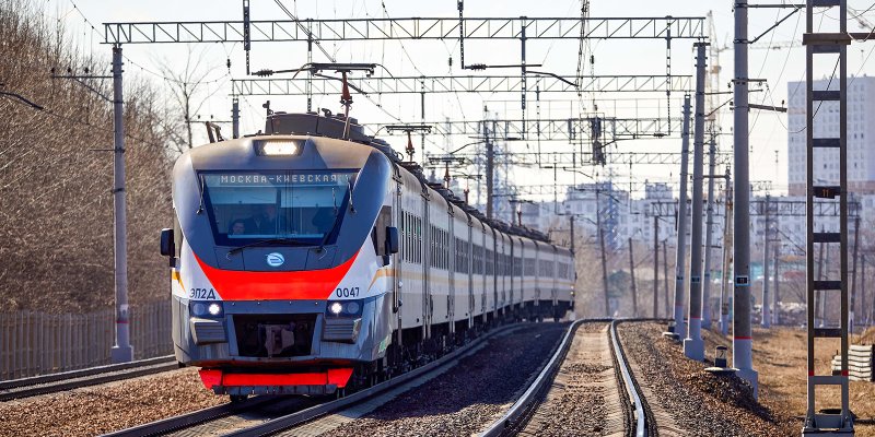 Электропоезд Самара