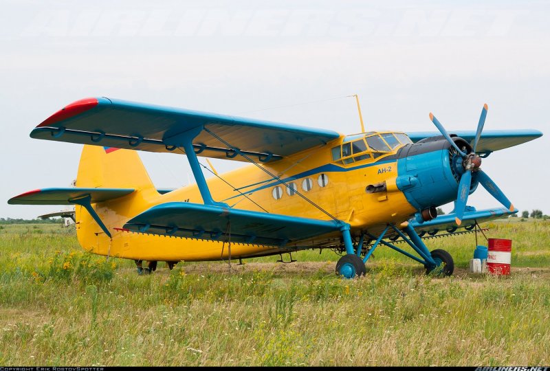 АН 2 бомбардировщик