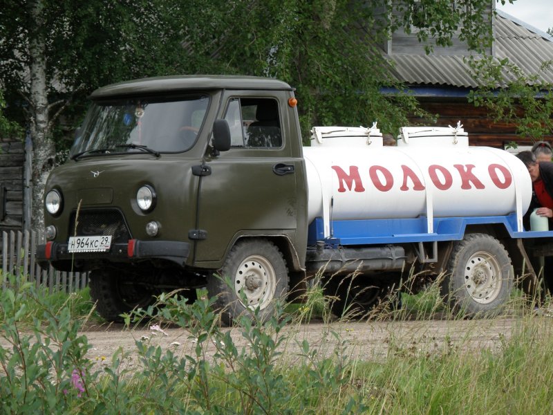 Урал 4320 молоковоз