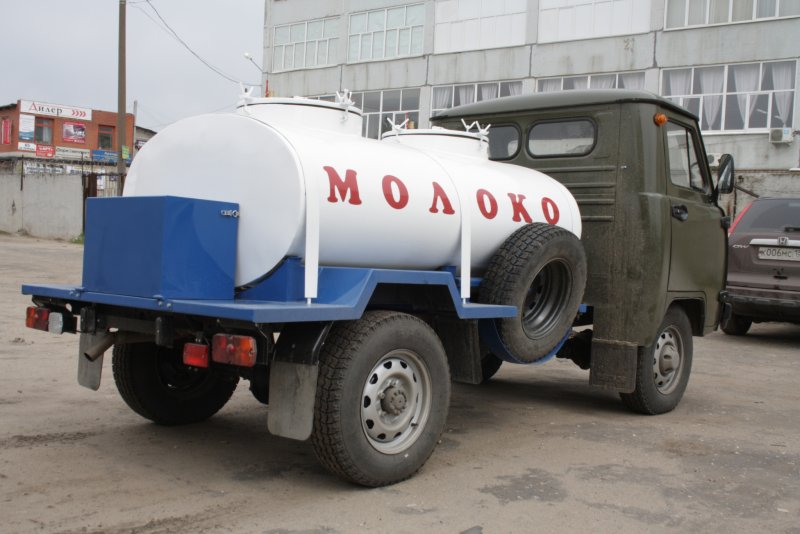 ГАЗ 3511 молоковоз