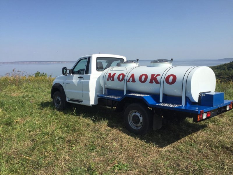 КАМАЗ 65115 молоковоз