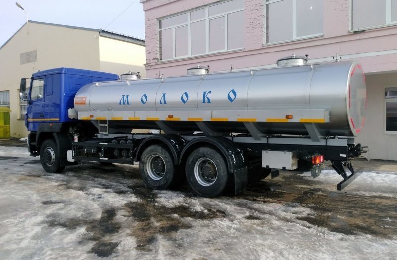 Isuzu Giga молоковоз