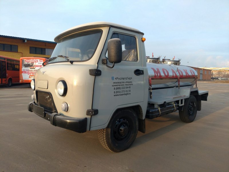 ГАЗ 33086 молоковоз