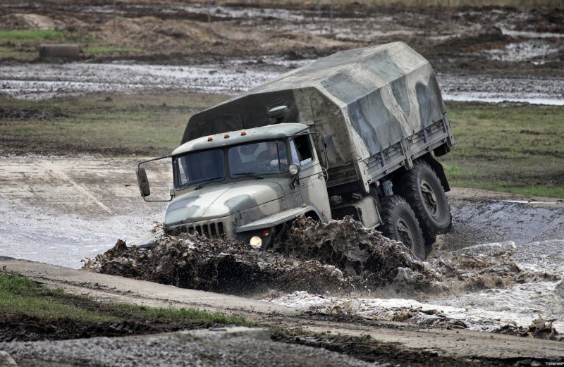 Урал 4320 на бездорожье