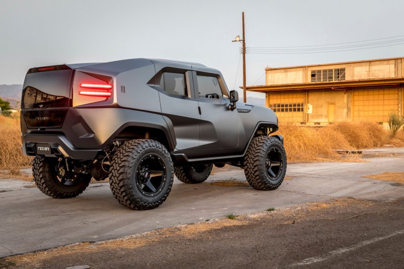 Джип Rezvani Tank x