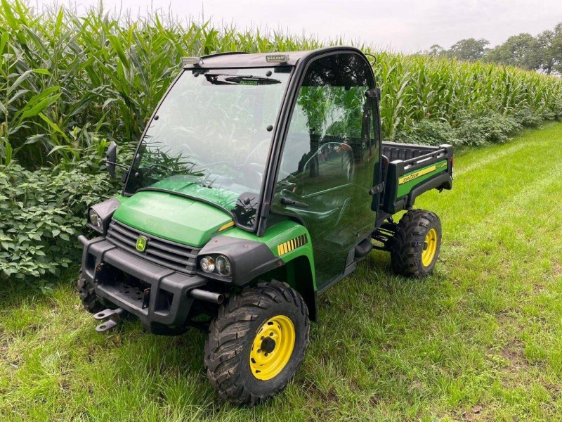 Мотовездеход John Deere Gator