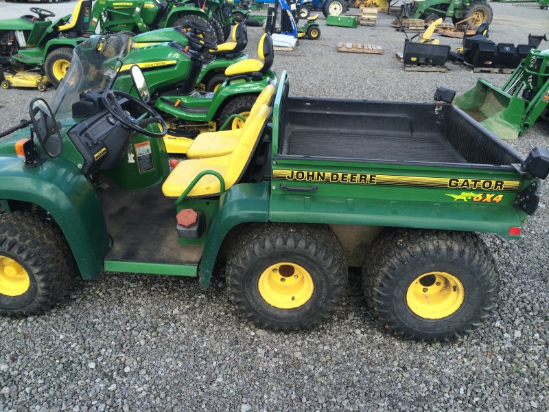 Мотовездеход John Deere Gator
