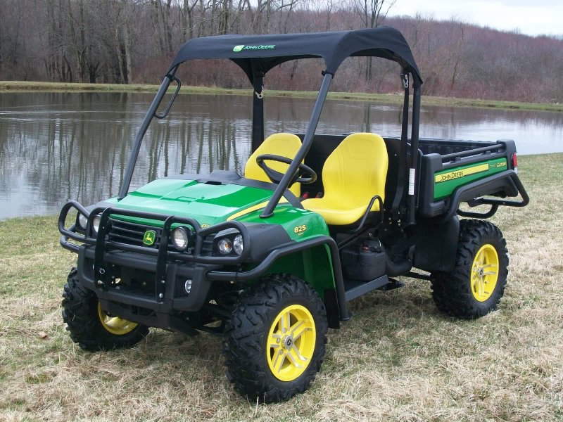John Deere Gator 4x2