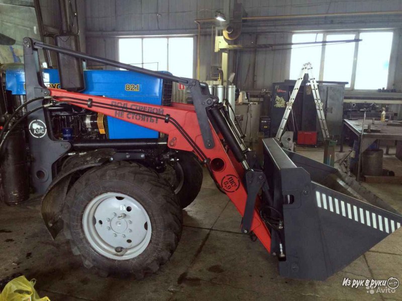 Погрузчик ПКУ-0.8 Магнус
