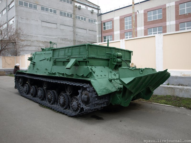 Инженерная машина разграждения ИМР, ИМР-2