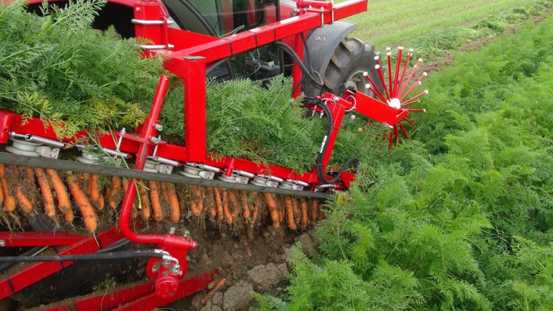 Комбайн New Holland fr600