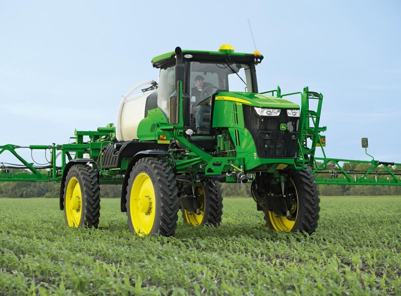 John Deere опрыскиватель самоходный