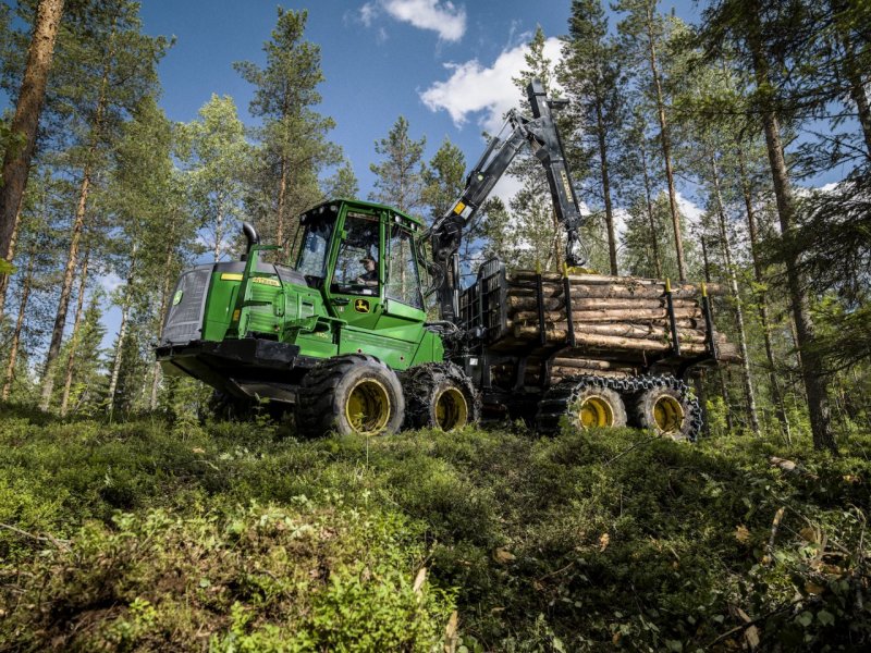 Харвестер John Deere 2010