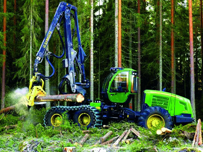 Форвардер John Deere 1110d
