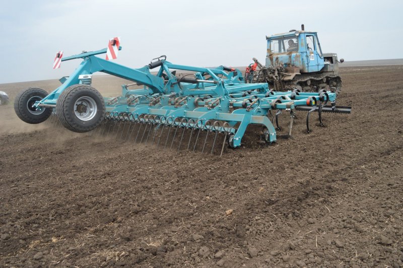 Культиватор Ростсельмаш r-820
