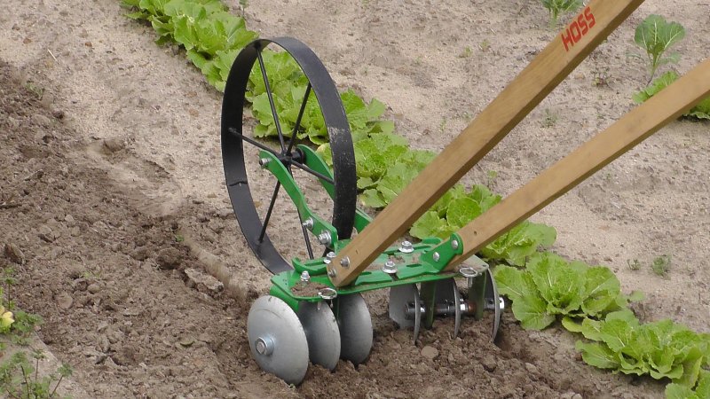Культиватор плоскорез 2 ножевой междурядный МБ салют