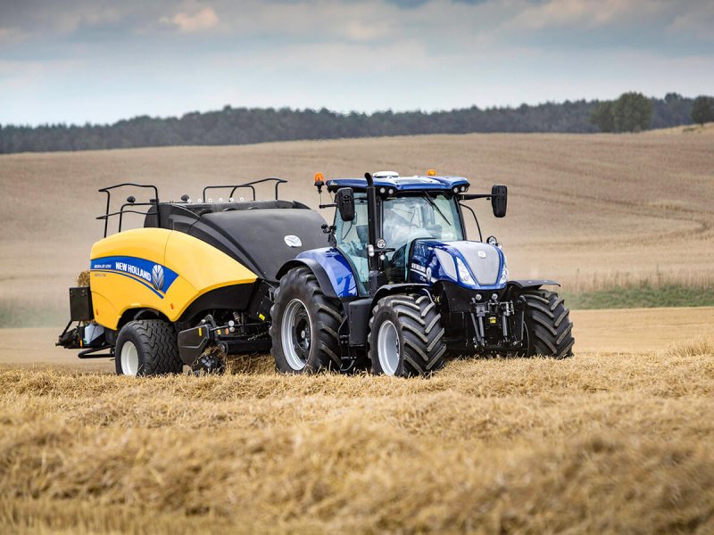 New Holland t8050