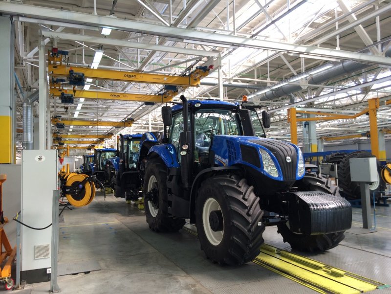 CNH Industrial логотип