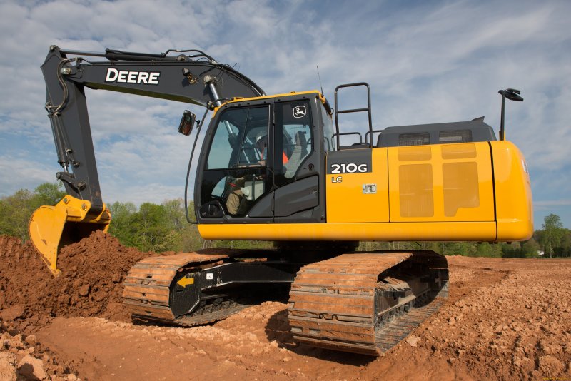 John Deere e210 LC