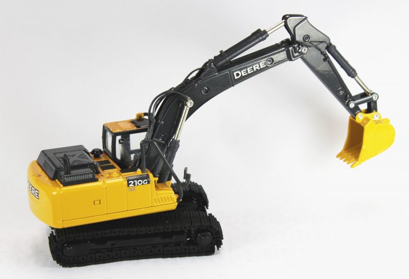 John Deere экскаватор