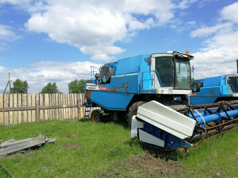 Комбайн Енисей 954