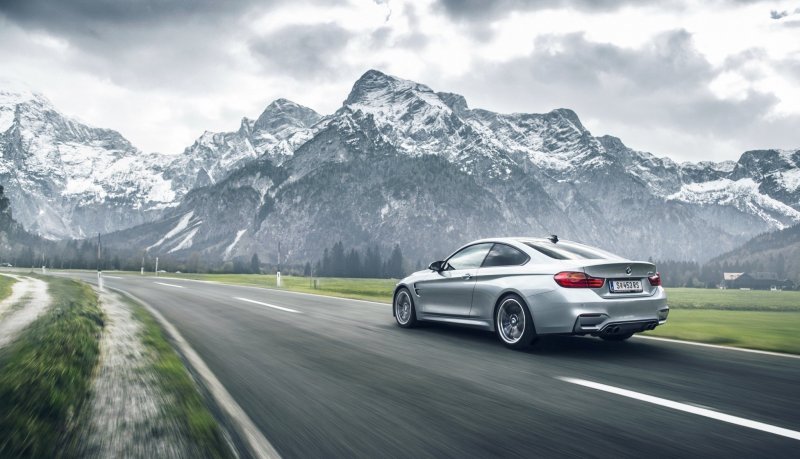 BMW m4 в горах