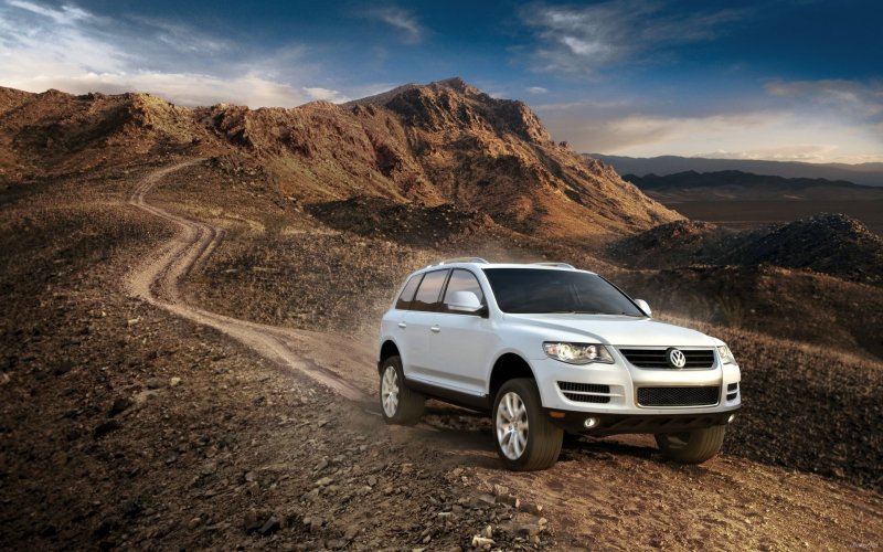 Volkswagen Touareg i в горах
