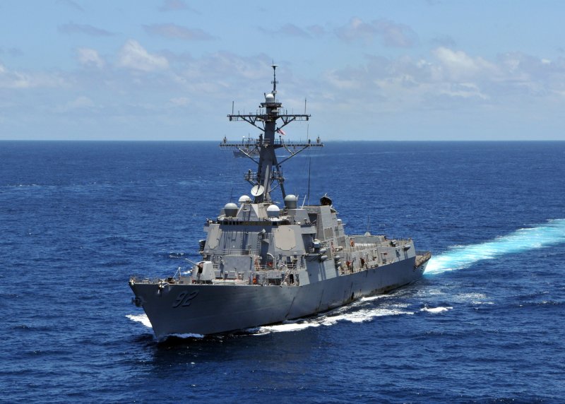 USS Momsen DDG-92