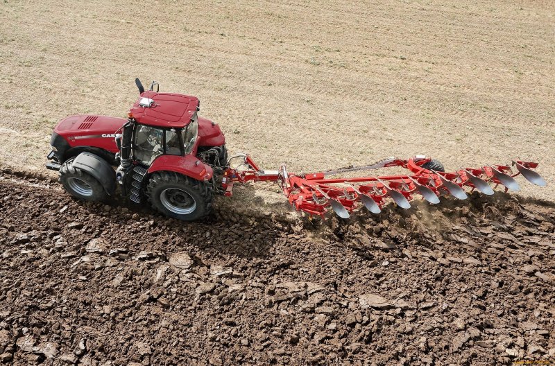 Case IH Magnum плуги