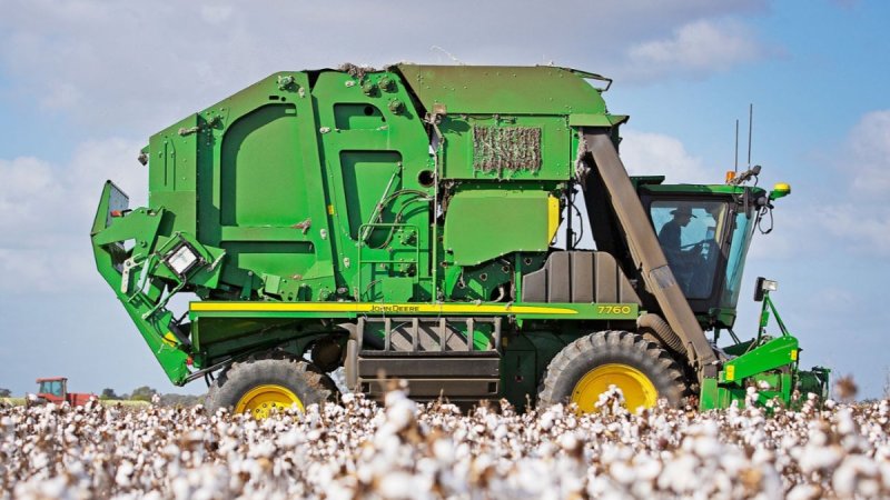 Хлопкоуборочный комбайн John Deere 7760