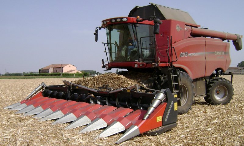 Жатки Case IH для уборки кукурузы 4406