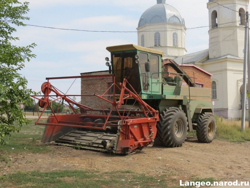 Силосоуборочный комбайн Дон 680