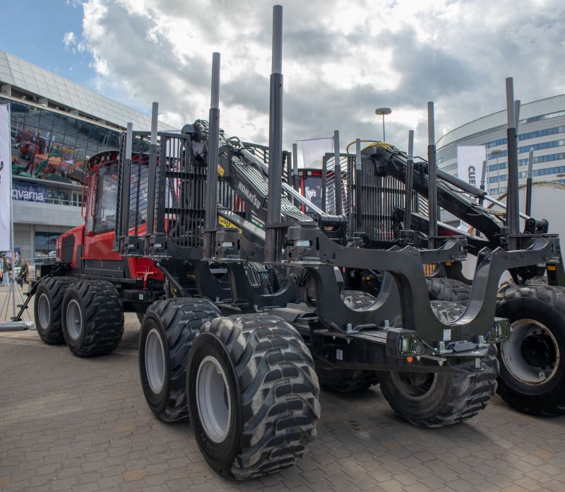 Форвардер Komatsu 875 8wd