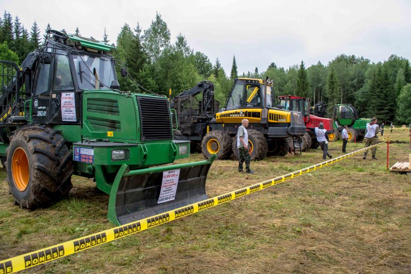 Форвардер Timberjack 1010