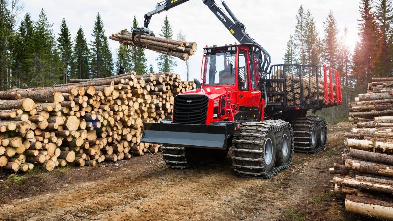 Форвардер Komatsu 895