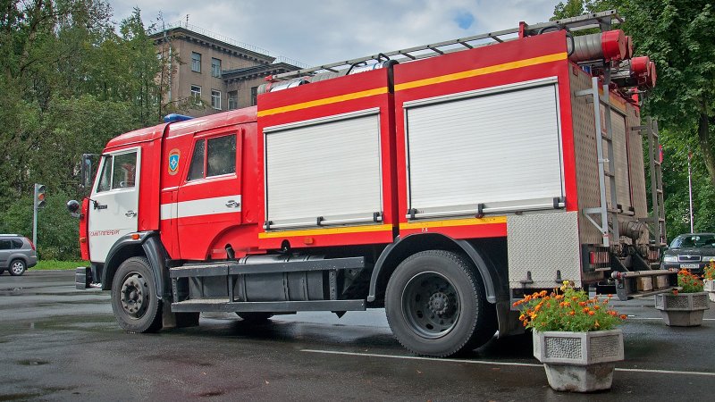 Пожарный КАМАЗ 43253