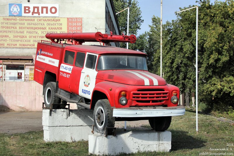 Автомобиль насосно-рукавный АНР-100-3000