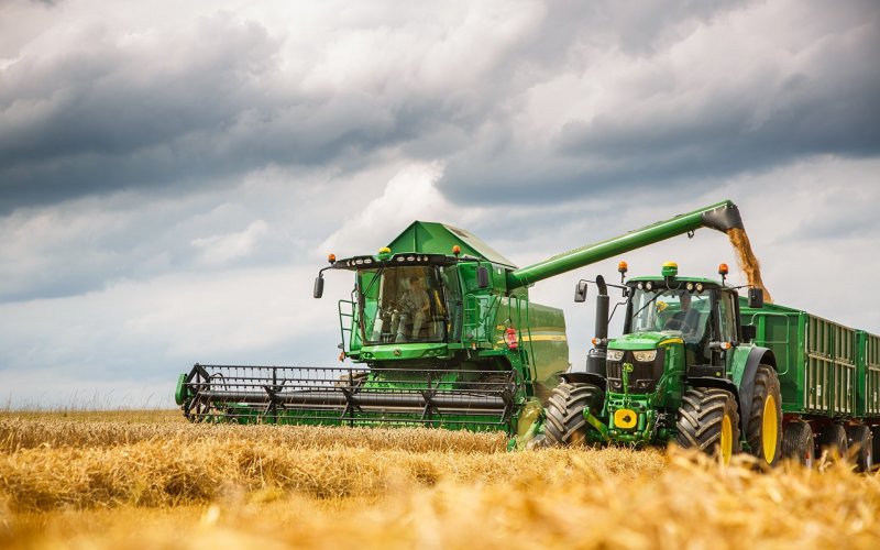 John Deere комбайн w550