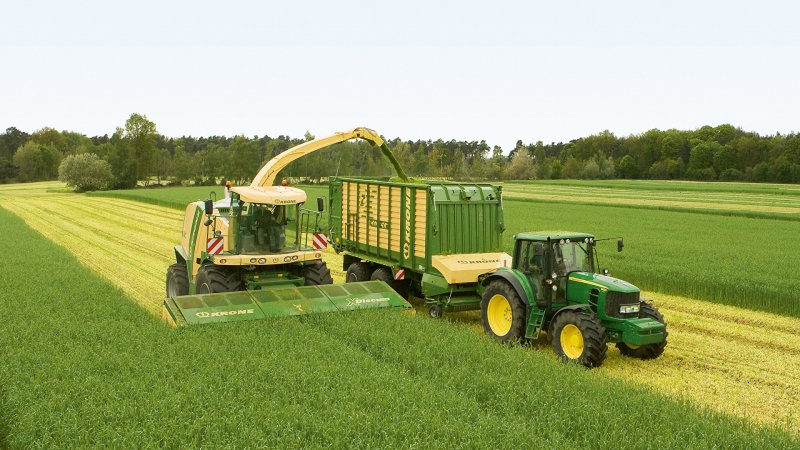 John Deere 6630