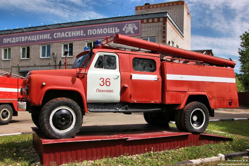 Вручение пожарных автомобилей