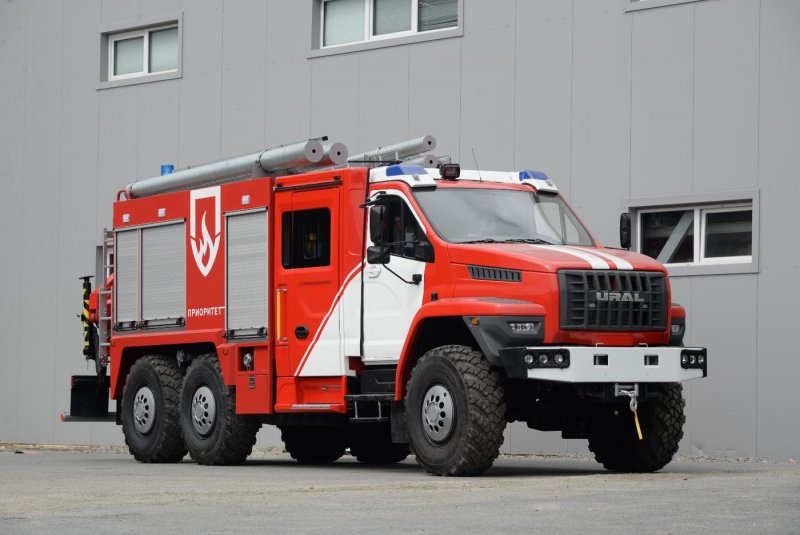 ЗИЛ 130 АЦ-40