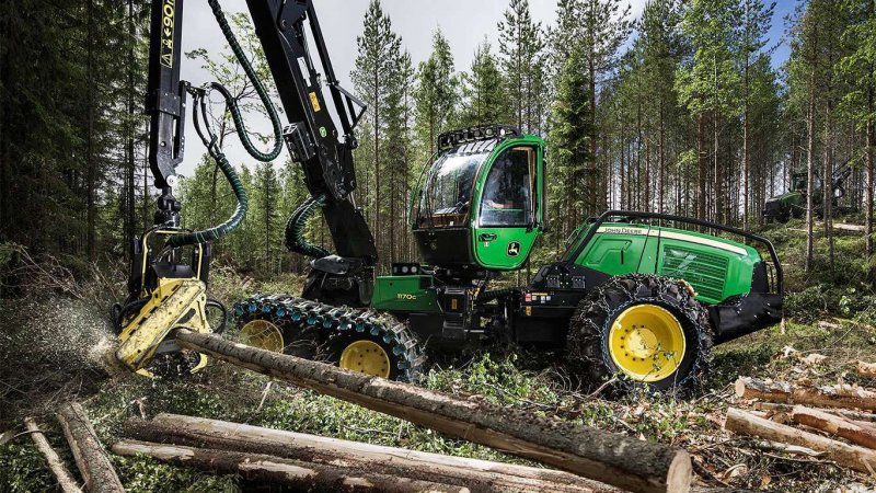 Харвестер John Deere