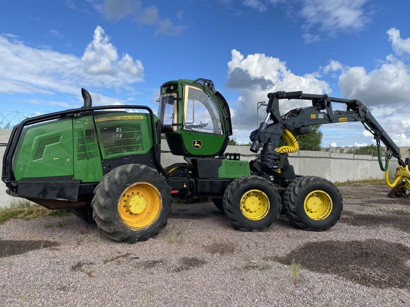 Харвестер John Deere 1270g