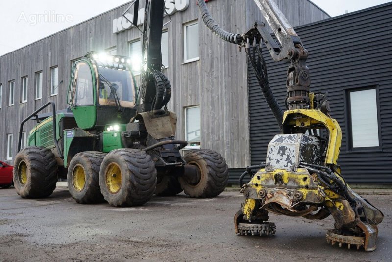 Харвестер John Deere 1070d