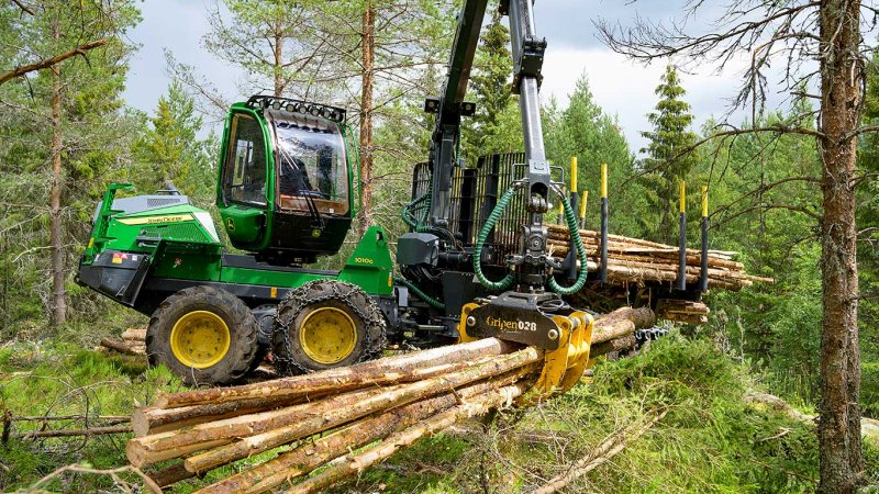 Форвардер John Deere