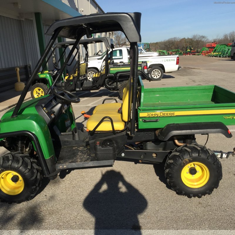 John Deere Gator 4x4